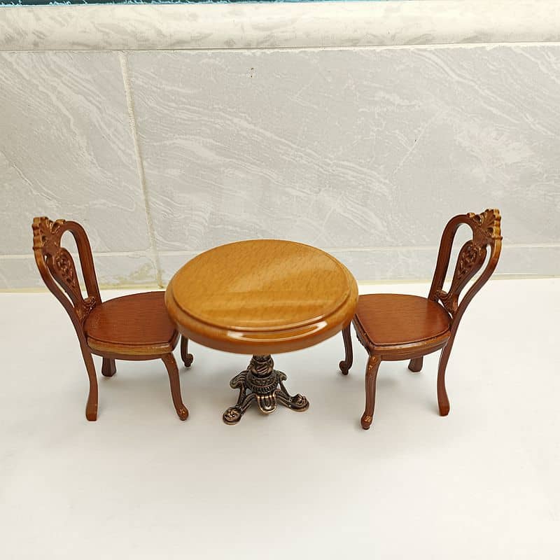 Dollhouse Dining Table and Chairs Miniature Model