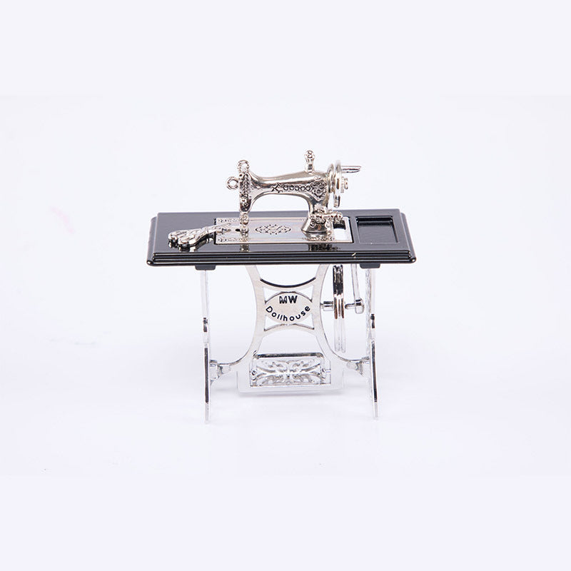 Doll house accessories sewing machine miniature 1:12