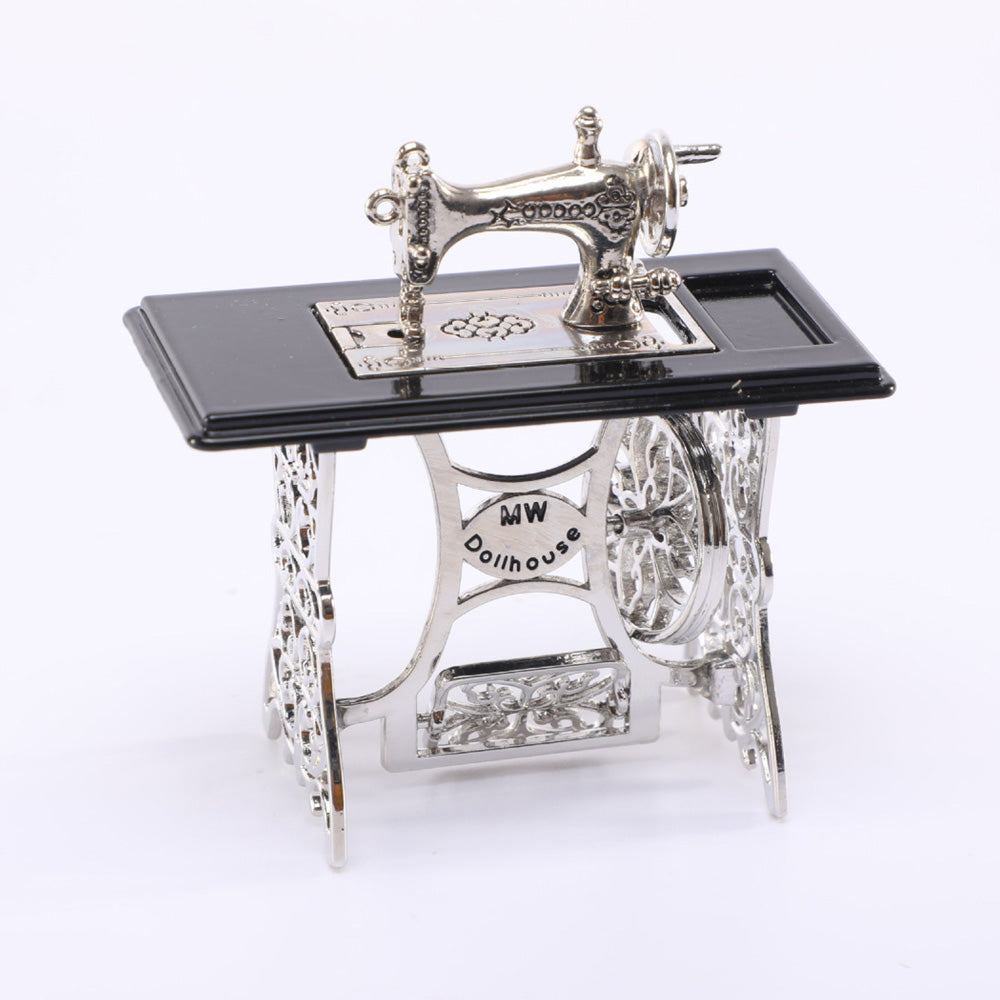 Doll house accessories sewing machine miniature 1:12