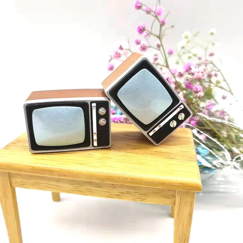 Simulation of nostalgic duplex TV model 1:12 dollhouse accessories