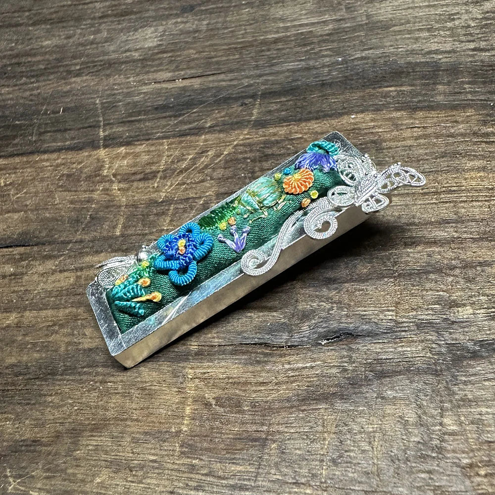 Filigree silver embroidered rectangular pendant necklace - Blue