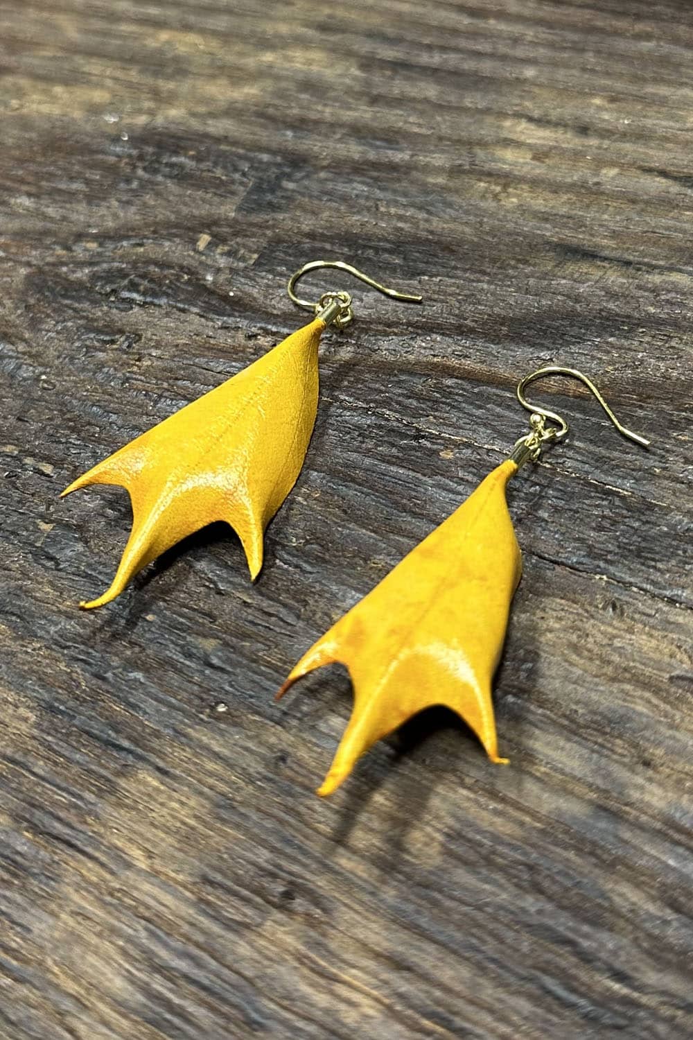 Autumn Acer buergerianum Miq. leaves handmade leather drop earrings