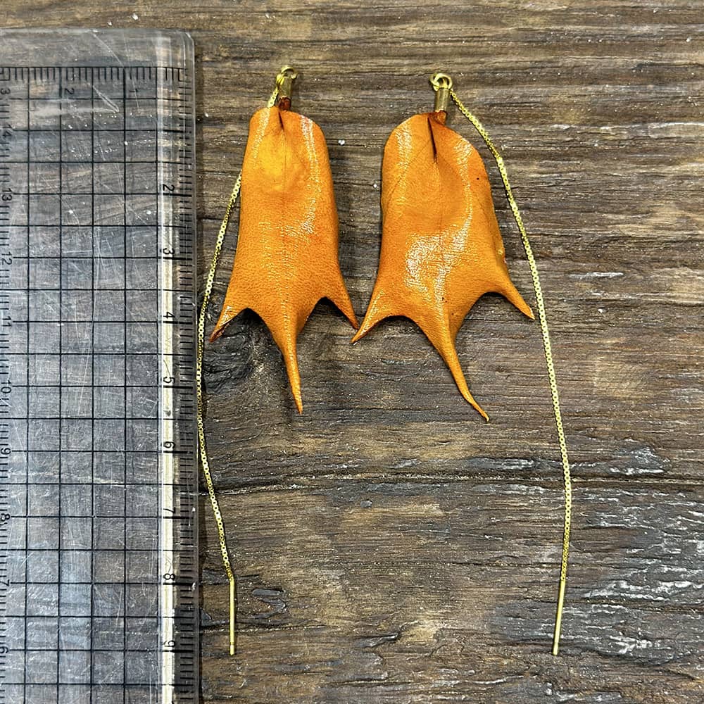 Acer buergerianum Miq. leaves leather thread-thru earrings