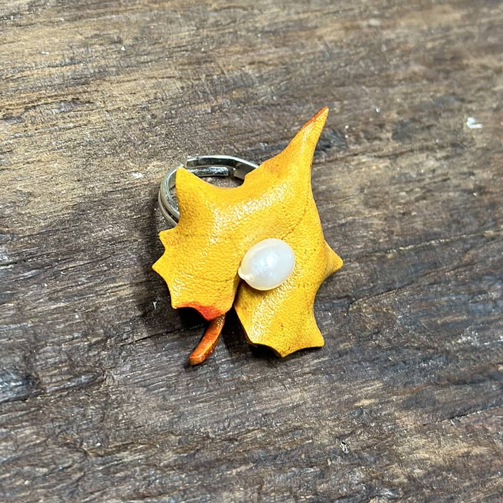 Handmade leather sycamore leaf ring - with pearls