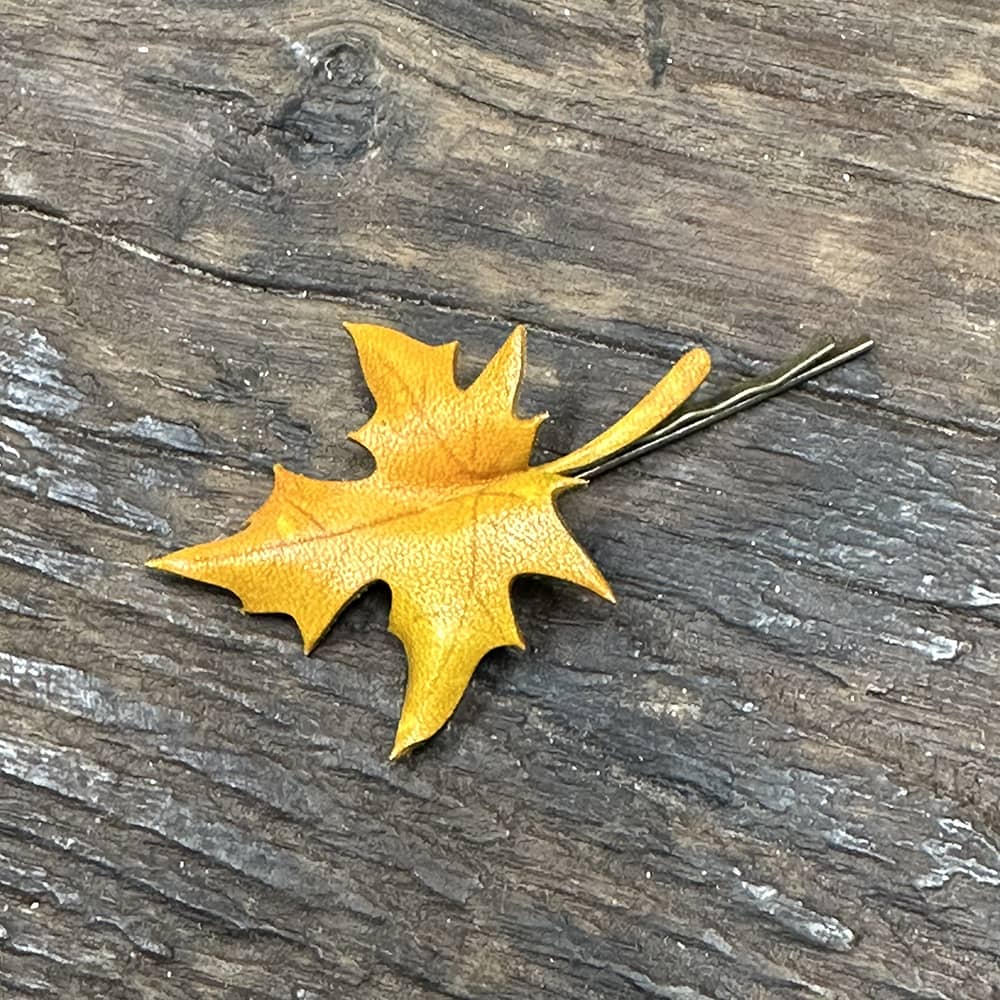 Leather sycamore leaf hairpin