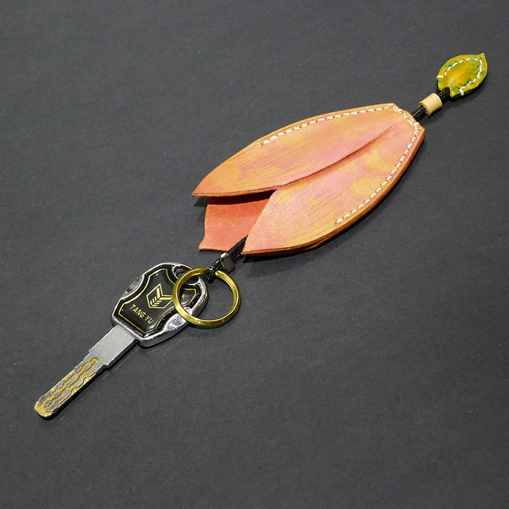 Handmade leather lotus key chain  | LAZYet